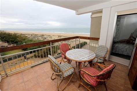 Valencia Condo Vacation Rentals .